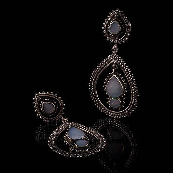 MAHARANI Mother of Pearl Shell & White Metal Ear Tunnels | Plugs