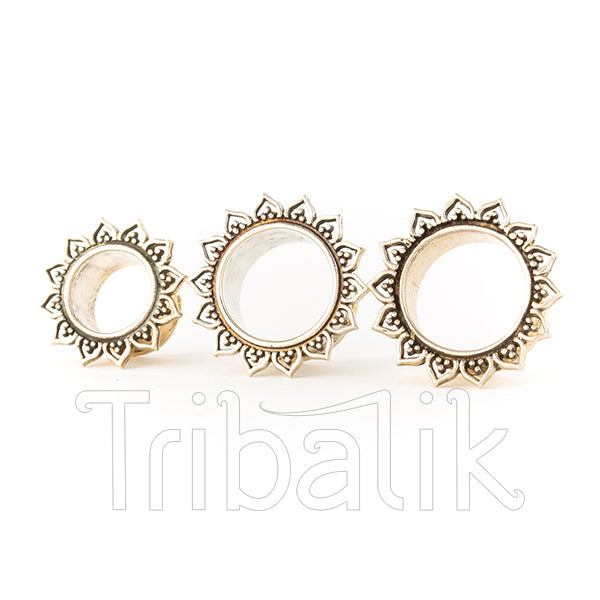 Lotus Petal White Bronze Ear Tunnel- Jirasoul