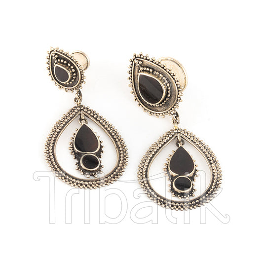 MAHARANI BLACK PEARL SHELL & WHITE METAL EAR TUNNELS | PLUGS