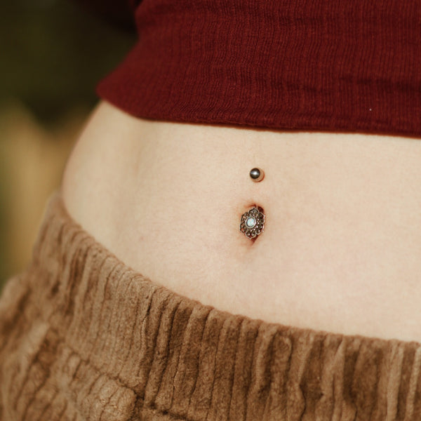 Belly bar for pierced navel by Tribalik