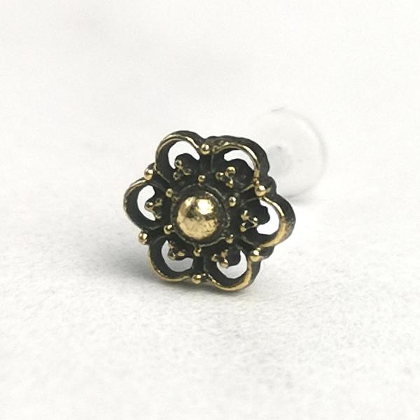 Brass Labret Stud | Summer Flower Bar