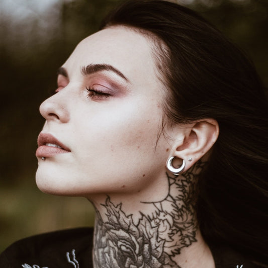 White Brass Ear Saddles - Luna